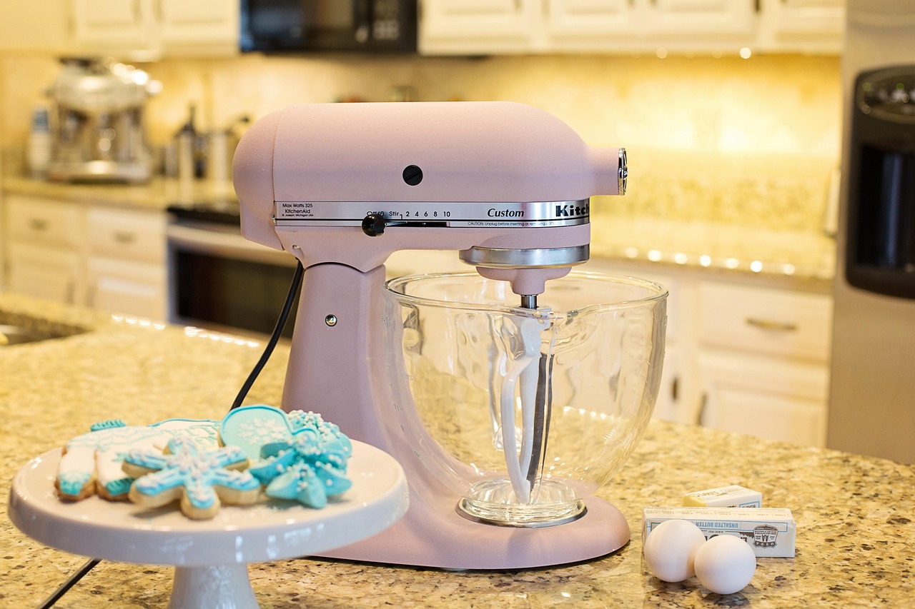 The Stand Mixer: Baking's Best Friend (Image Credits: Pixabay)