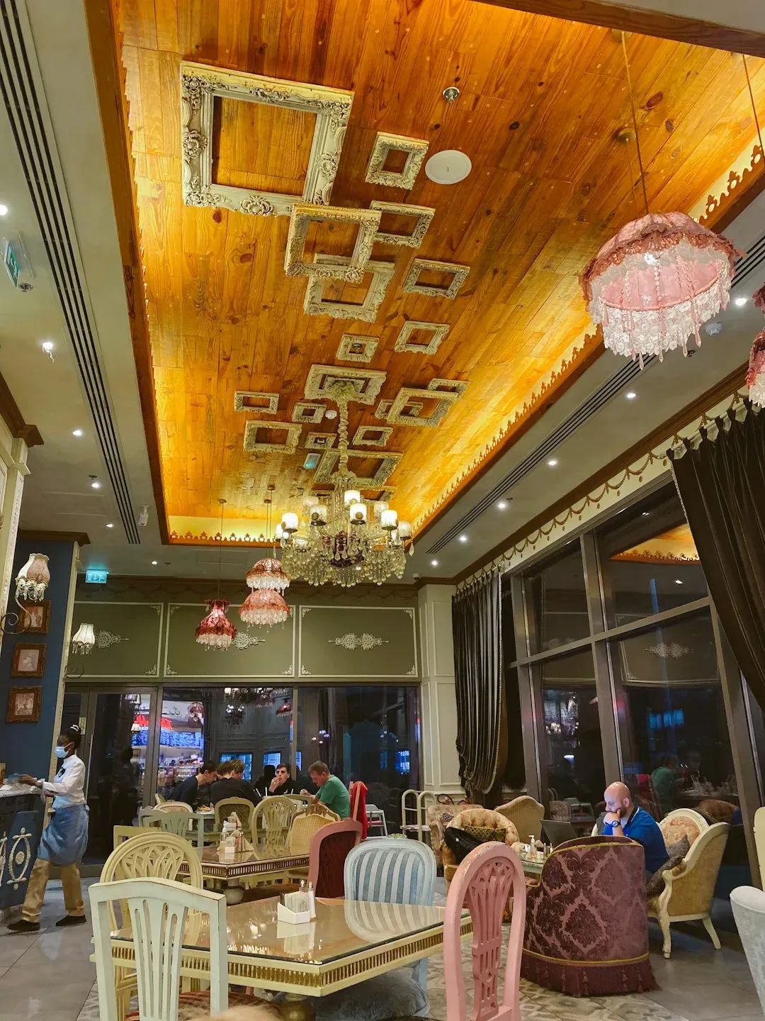 5. The Over-Decorated Theme Restaurant: Decor Built for Selfies, Not Souls (Image Credits: Unsplash)