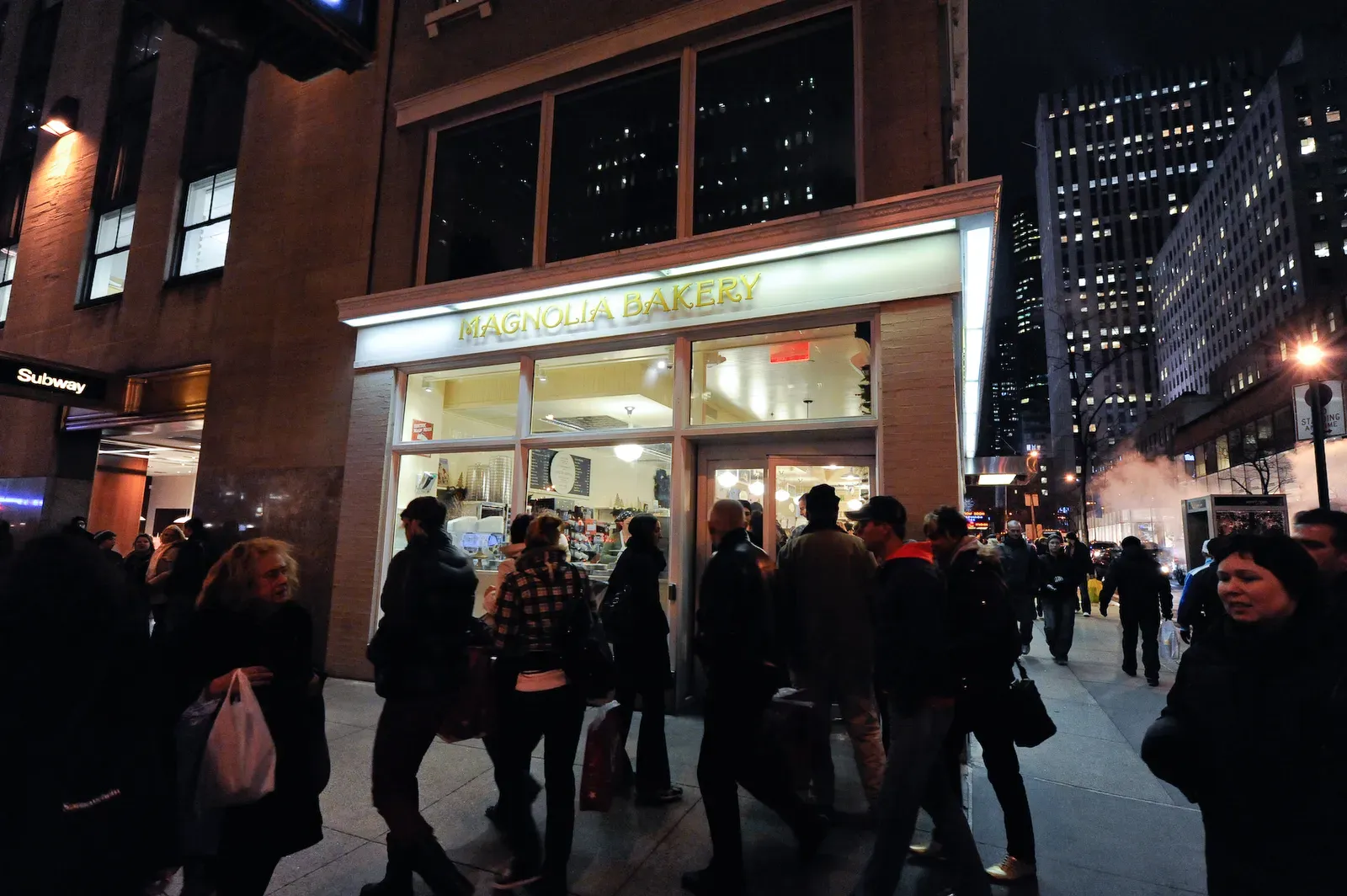 Magnolia Bakery, New York City (Image Credits: Wikimedia)