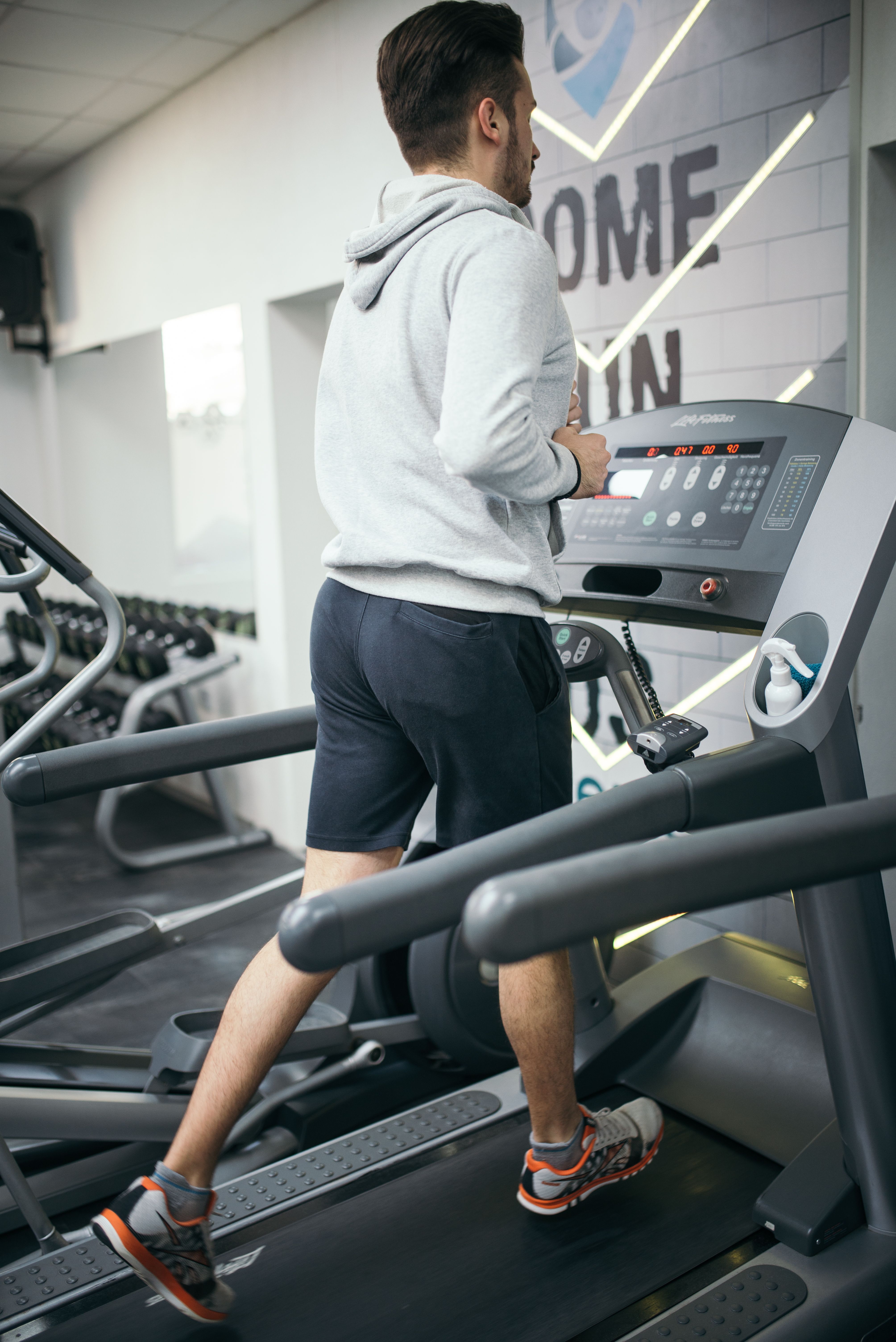 Myth: More Gym Time Means Faster Results (image credits: wikimedia)
