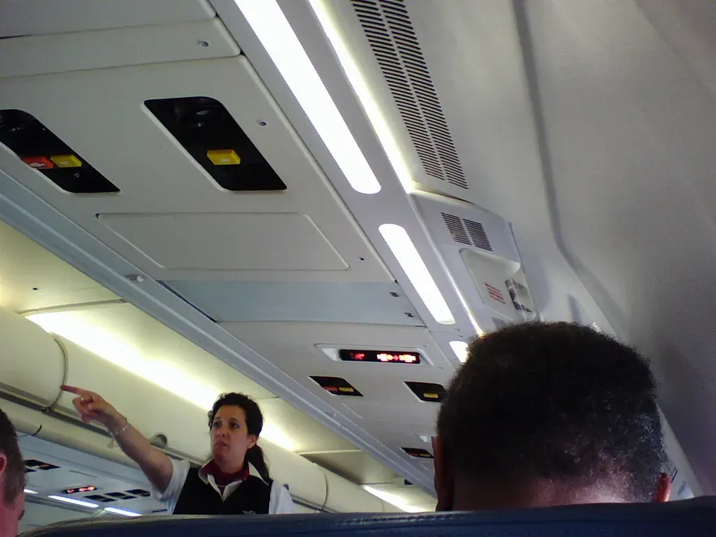 Making Excessive Demands During Critical Flight Phases (Image Credits: Flickr)