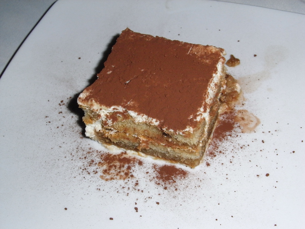 Tiramisu with Pre-Made Components (Image Credits: Wikimedia)