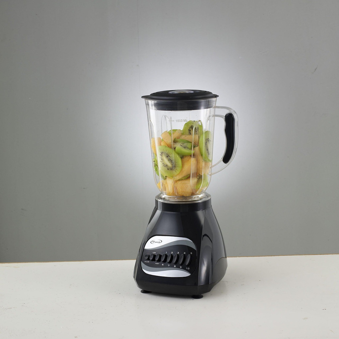 Blenders and Food Processors (image credits: pixabay)