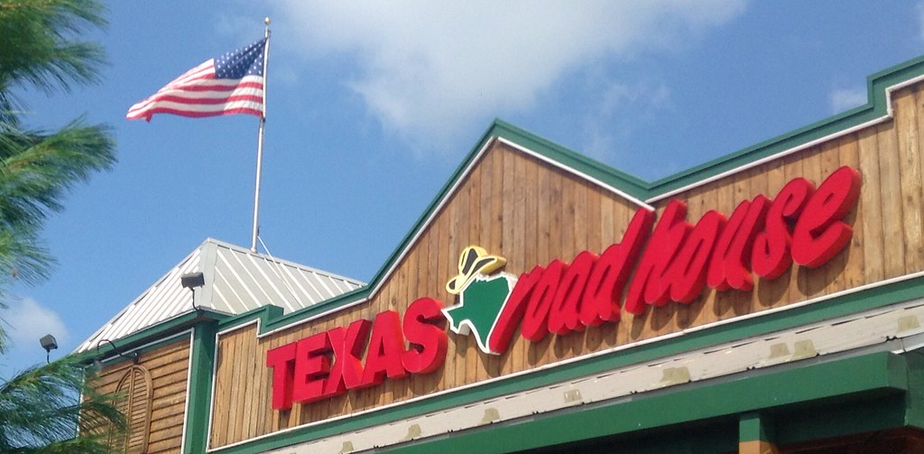 Texas Roadhouse: The Fort Worth Ribeye Champion (image credits: flickr)