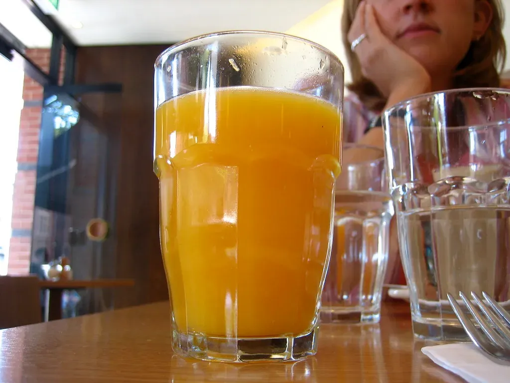 Fruit Juice: Liquid Sugar Without the Fiber (Image Credits: Flickr)
