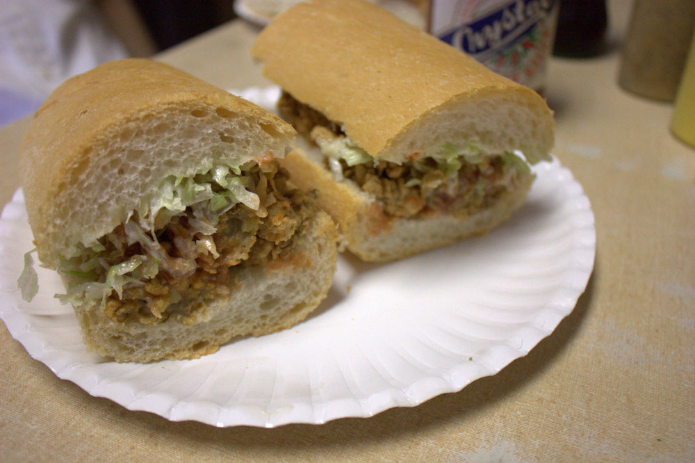 New York Oyster Sandwich (Image Credits: Wikimedia)