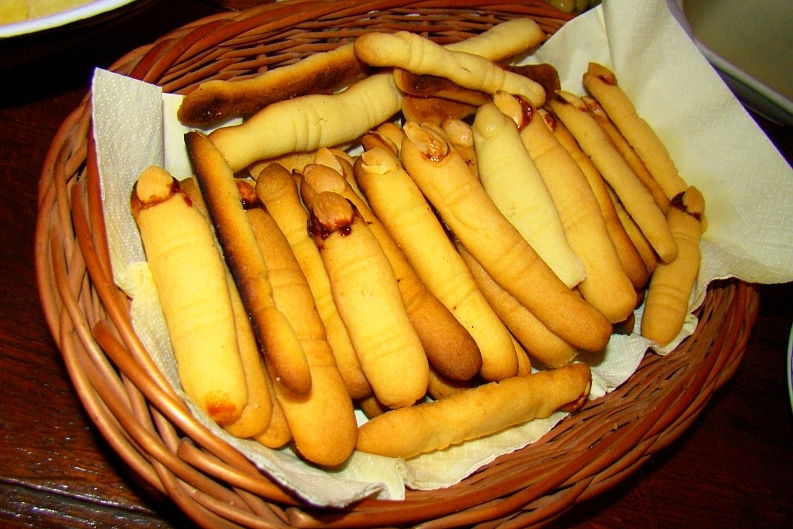 Monster Finger Sandwiches (Image Credits: Wikimedia)