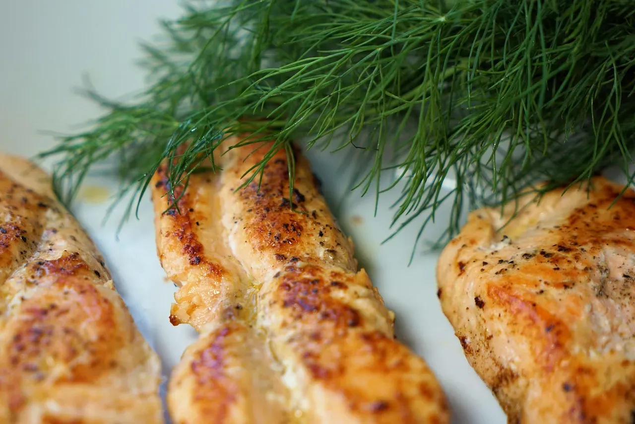 3. Salmon (Image Credits: Pixabay)