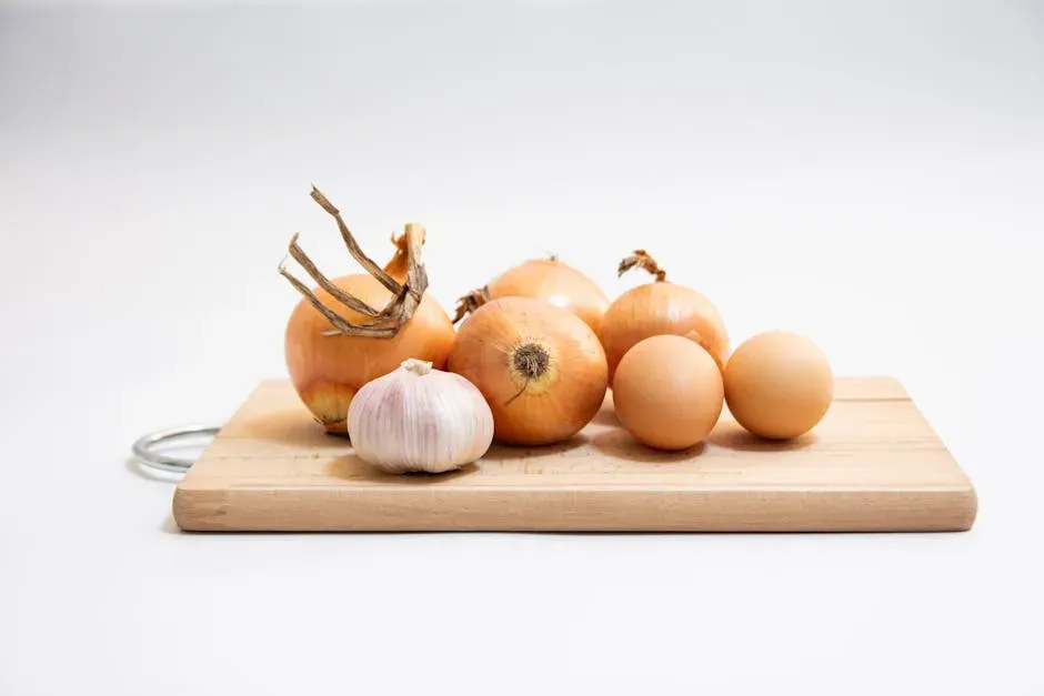 Garlic and Onion: The Unsung Champions of Everyday Cooking (Image Credits: Pexels)