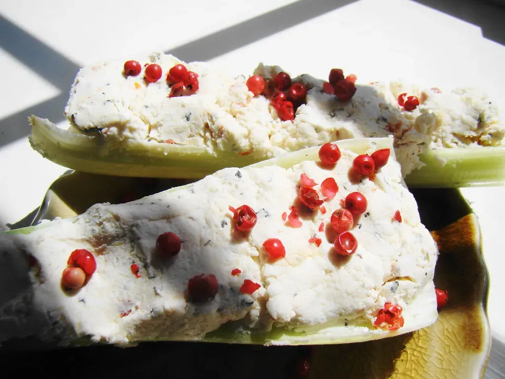 Stuffed Celery: The Elegant Simplicity (Image Credits: Flickr)