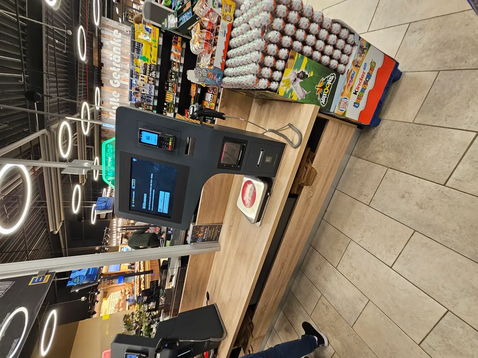 Where the Machines Are Disappearing (Image Credits: Wikimedia)