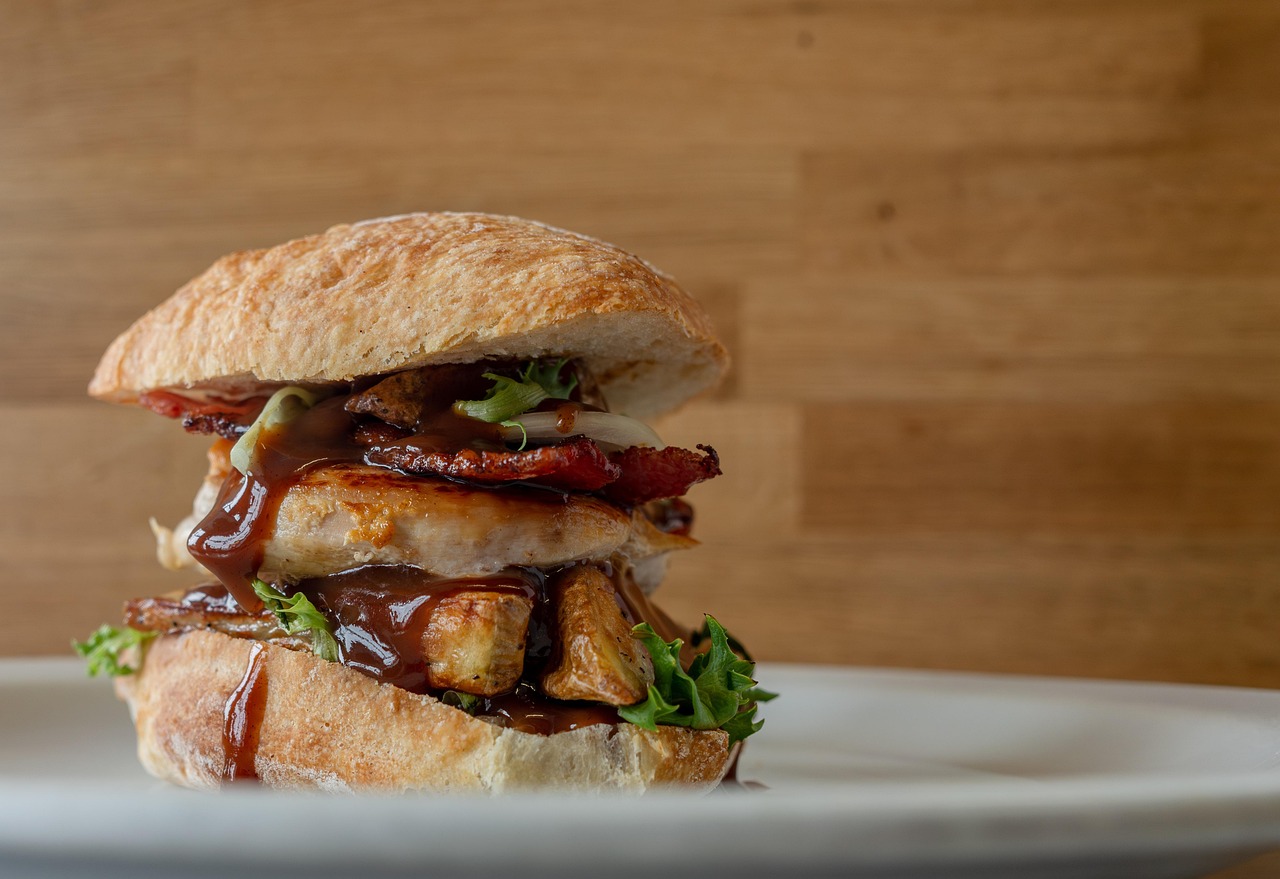 Plant-Based Meat Alternatives Are Automatically Healthier (image credits: pixabay)