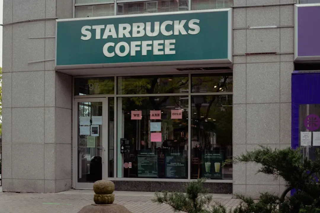 Starbucks Closes Hundreds as It Reinvents Itself (Image Credits: Unsplash)