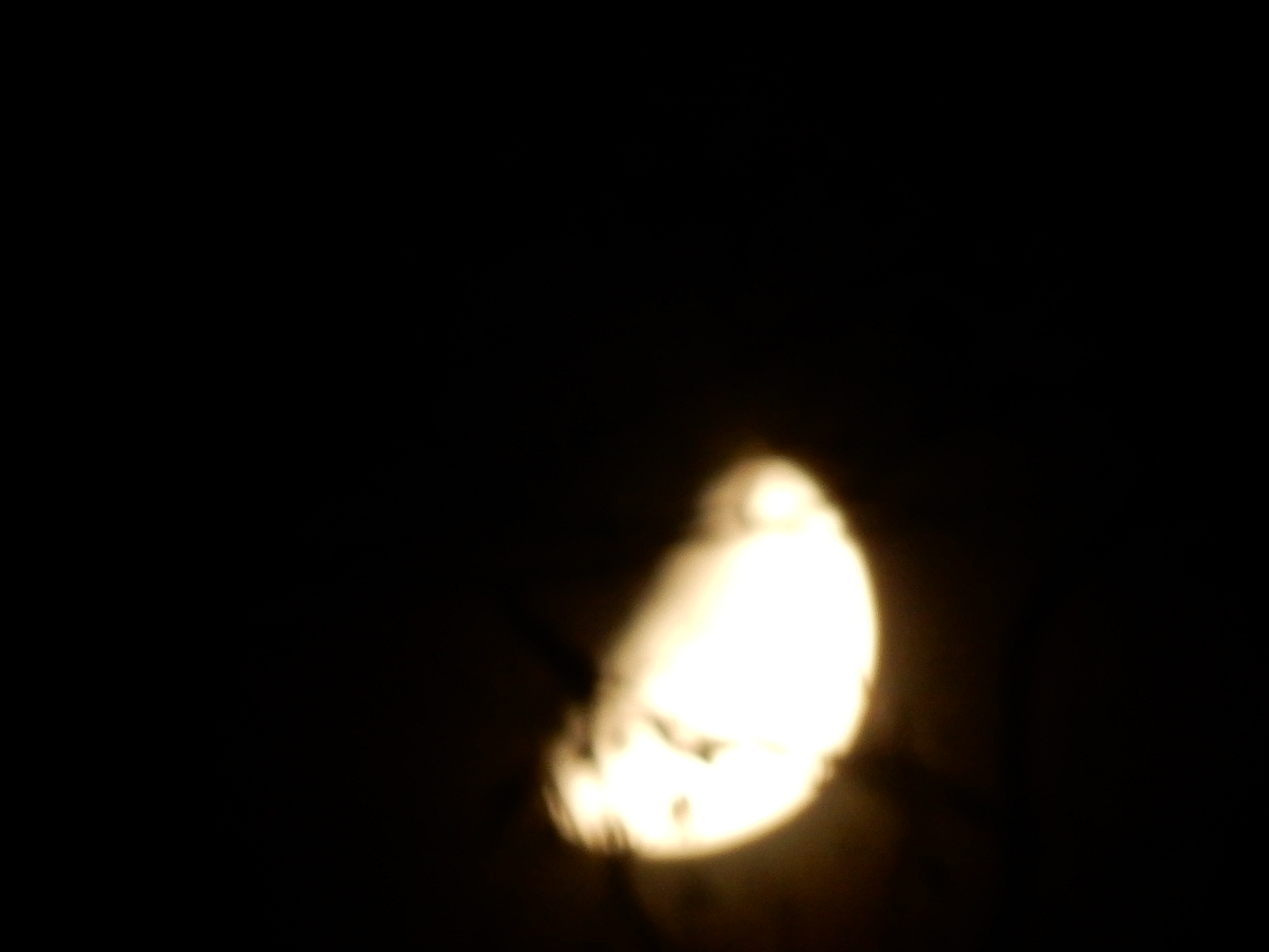 7. Poor Night Vision: Vitamin A Deficiency Still Matters (image credits: wikimedia)