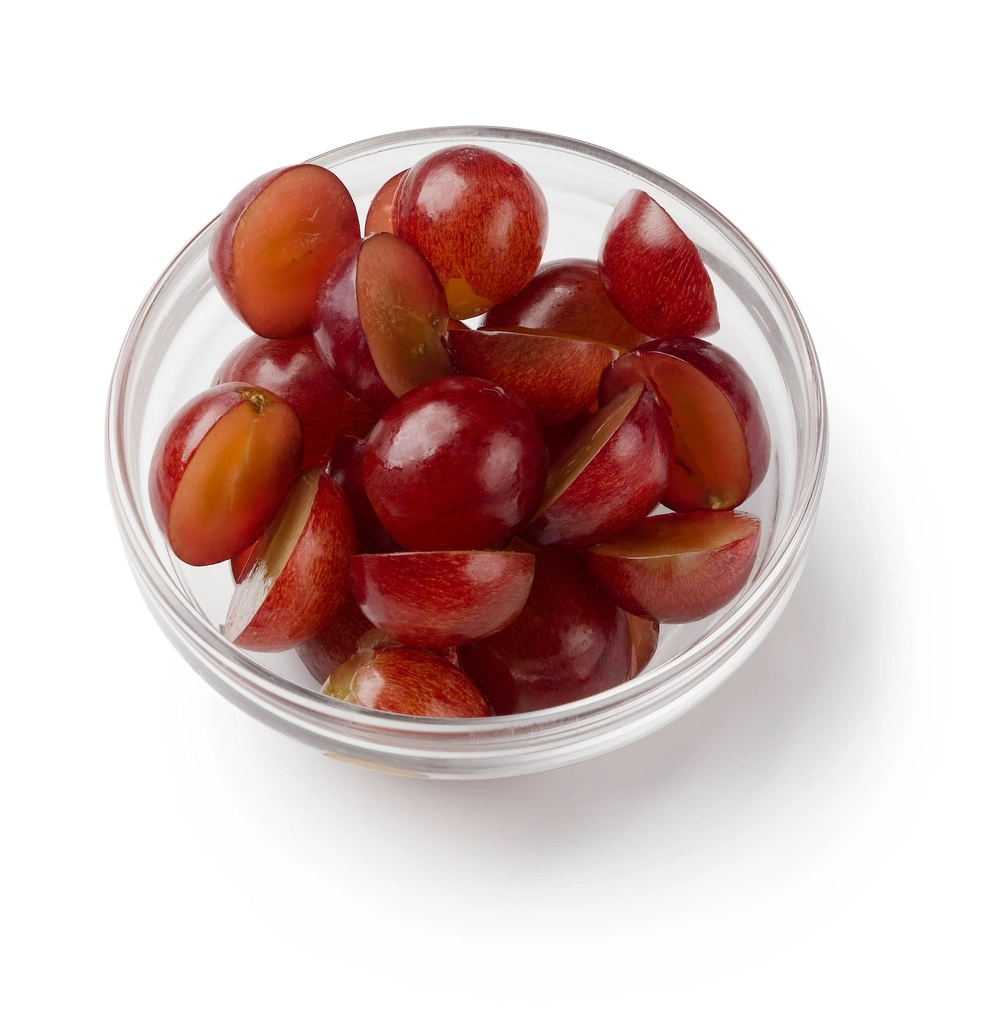 Grapes: A Quick and Convenient Snack (image credits: rawpixel)