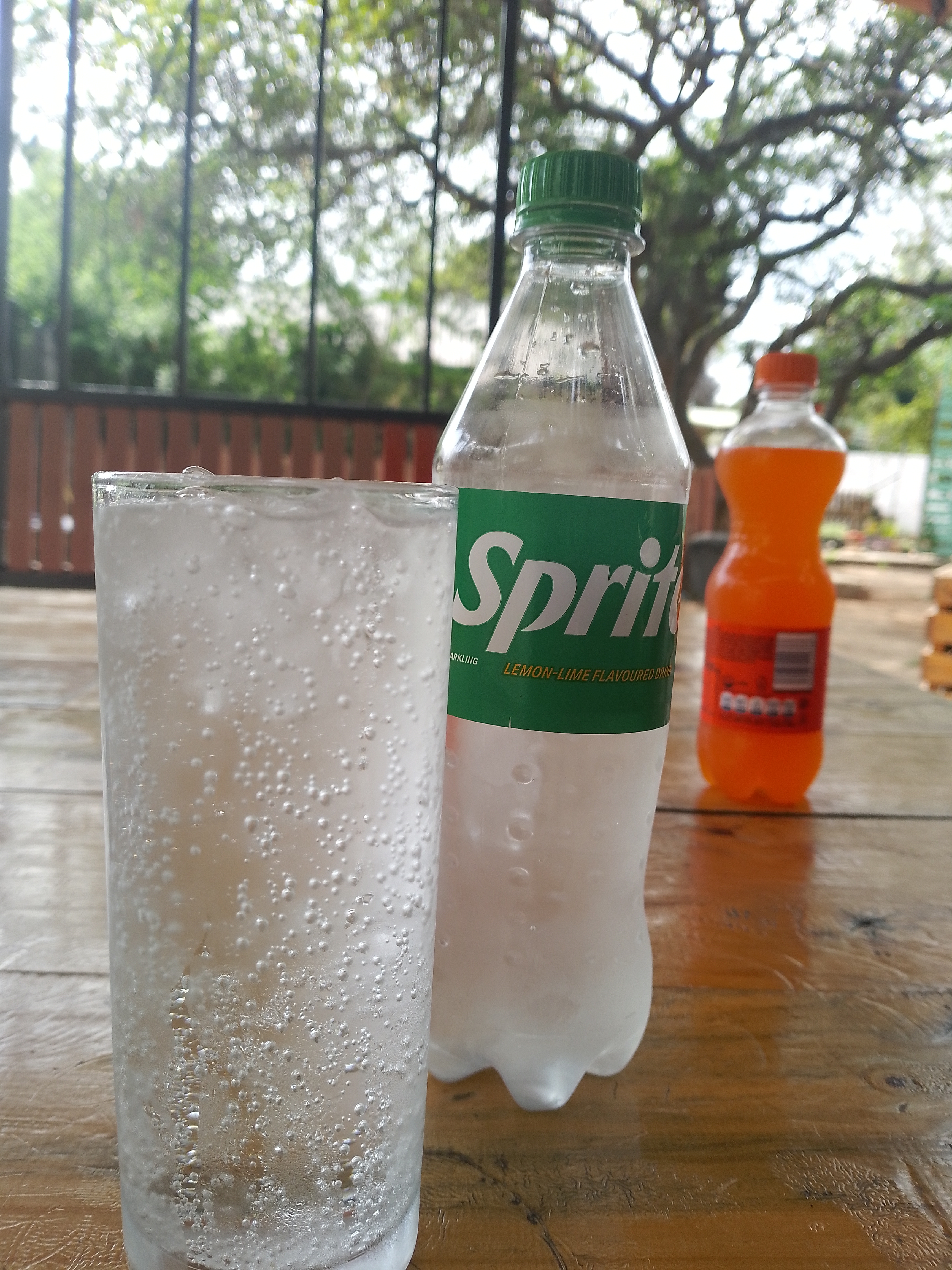 Sprite: Lemon-Lime That Lingers, Fizz or No Fizz (image credits: wikimedia)
