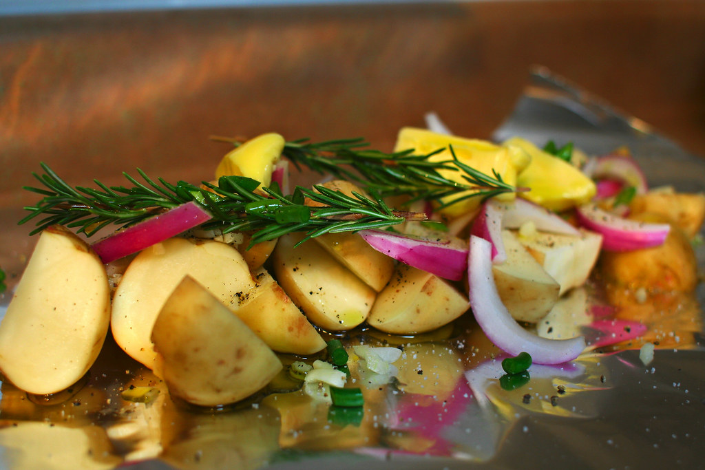 Potatoes: The Botulism Time Bomb (image credits: flickr)
