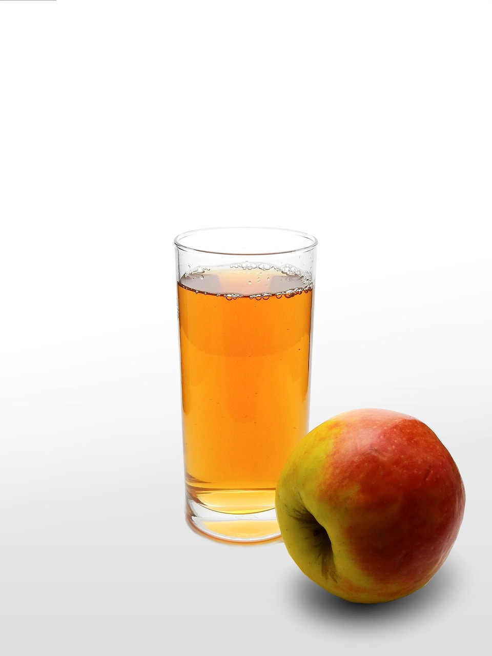 Apple Juice: A Worse Offender? (image credits: pixabay)