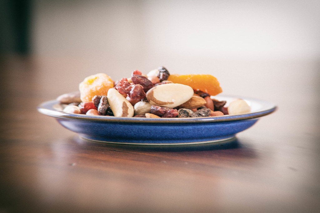 Dried Fruit: Concentrated Sugar and Calories (image credits: flickr)