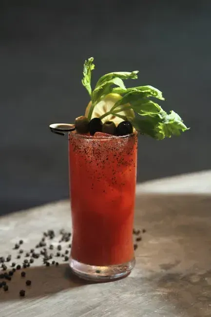 5. The Bloody Mary: A Red Flag in a Glass (Image Credits: Pexels)