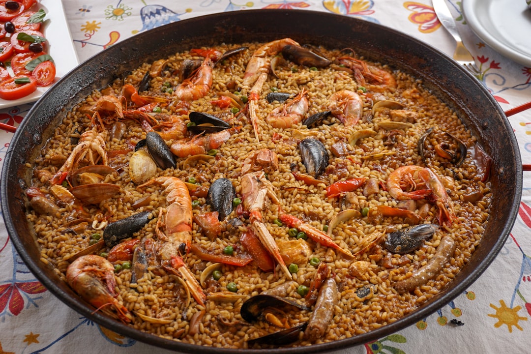 Spanish Paella (image credits: unsplash)
