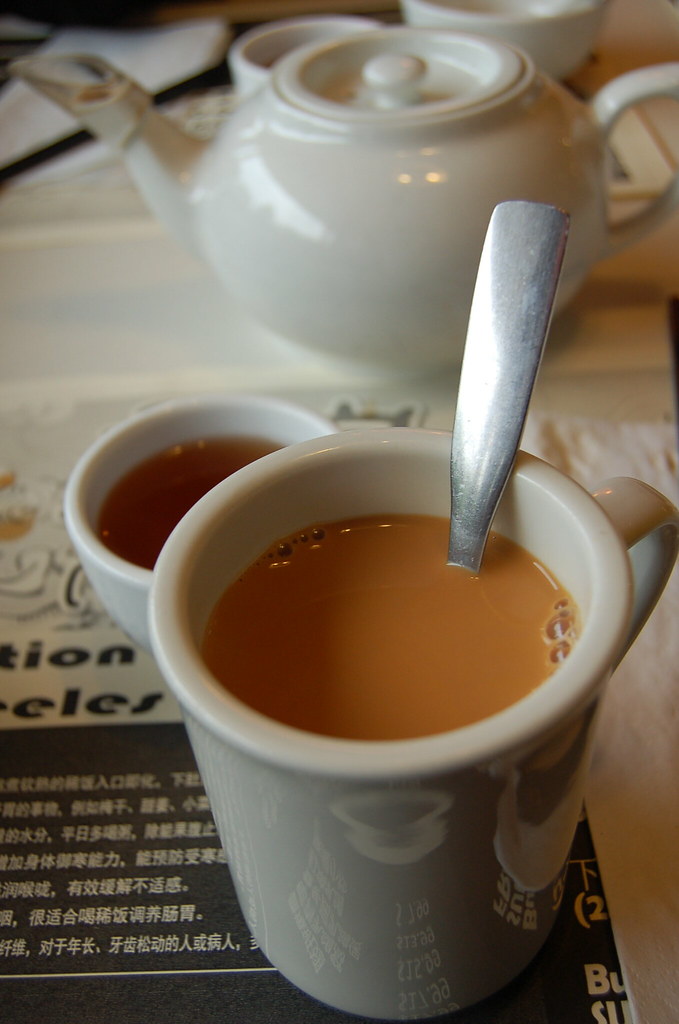 Tea and Dairy: The Tannin-Calcium Clash (image credits: flickr)