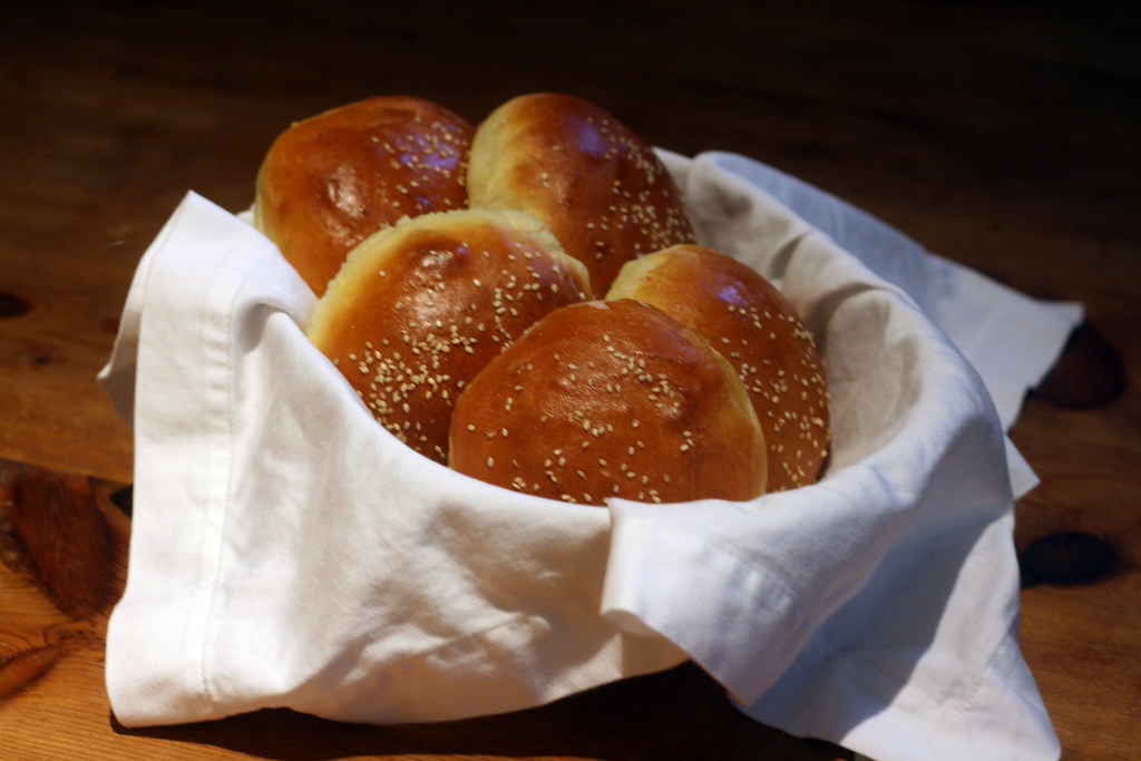 Toast Your Buns for Better Structure (image credits: flickr)