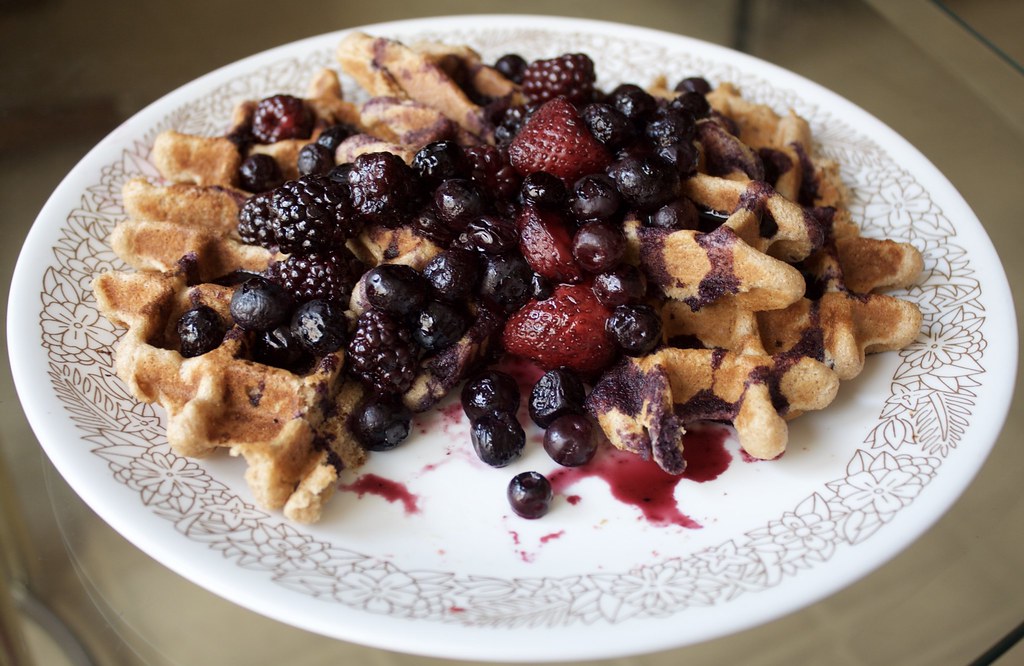 Processed and Dried Fruits: The Concentrated Danger (image credits: flickr)