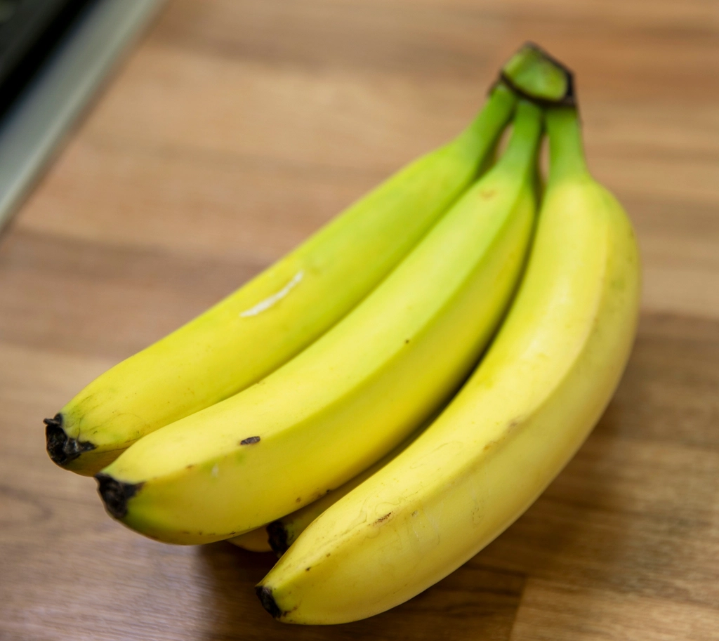 7. Overripe Bananas - Timing Matters (image credits: rawpixel)