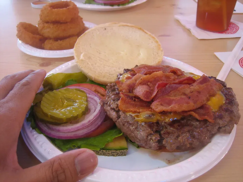 8. Panera Bread: Hospital Food at Premium Prices (Image Credits: Flickr)