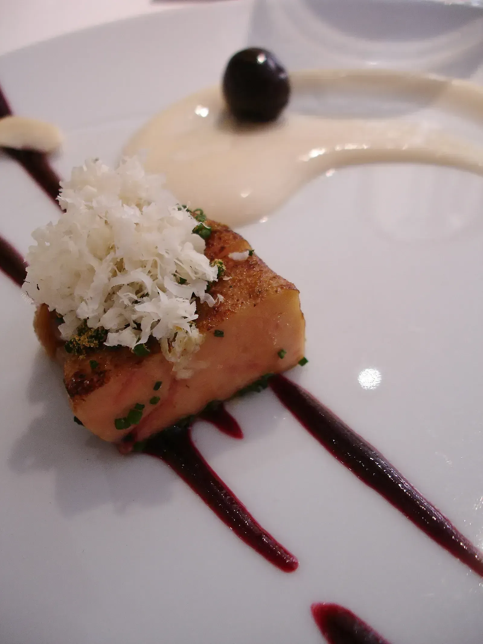 2. Victorian Foie Gras Ice Cream with Cayenne Pepper (Flickr: Foie Gras and Cauliflower Puree, CC BY-SA 2.0)
