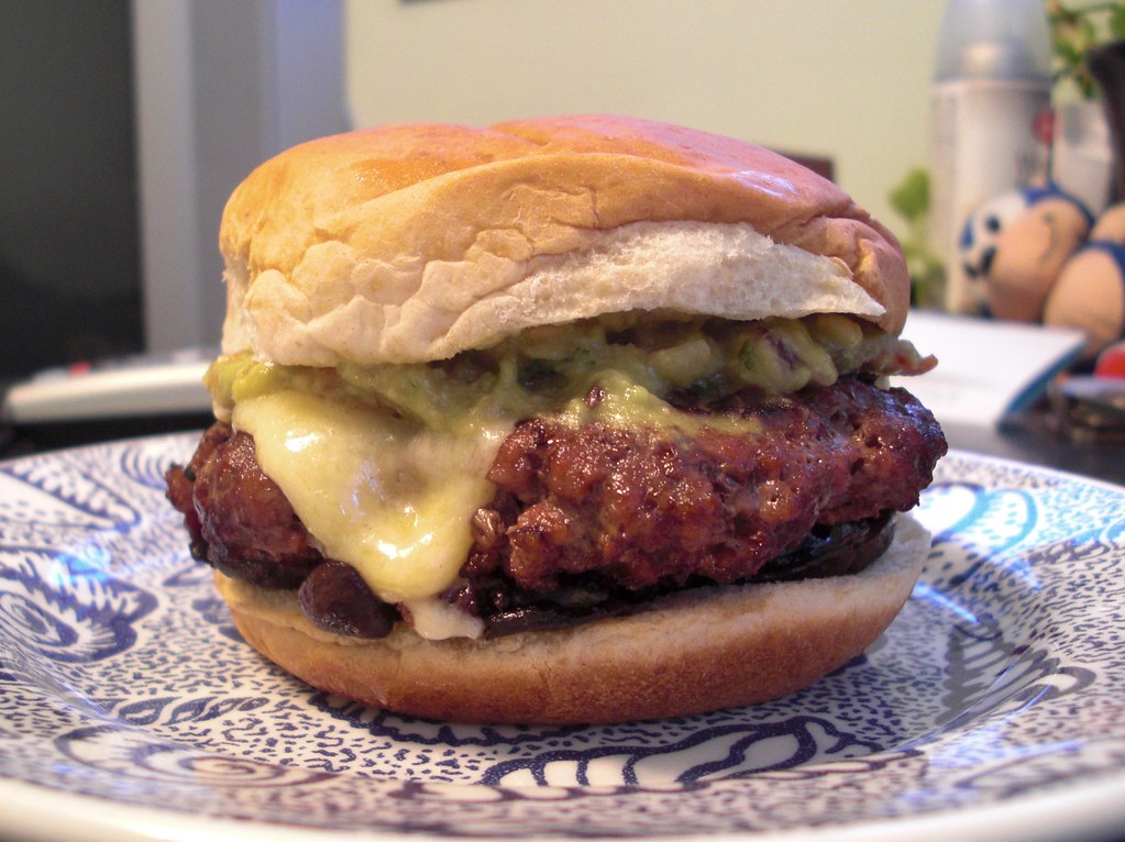 Heavy, Fatty Foods: The Digestive Nightmare (image credits: flickr)