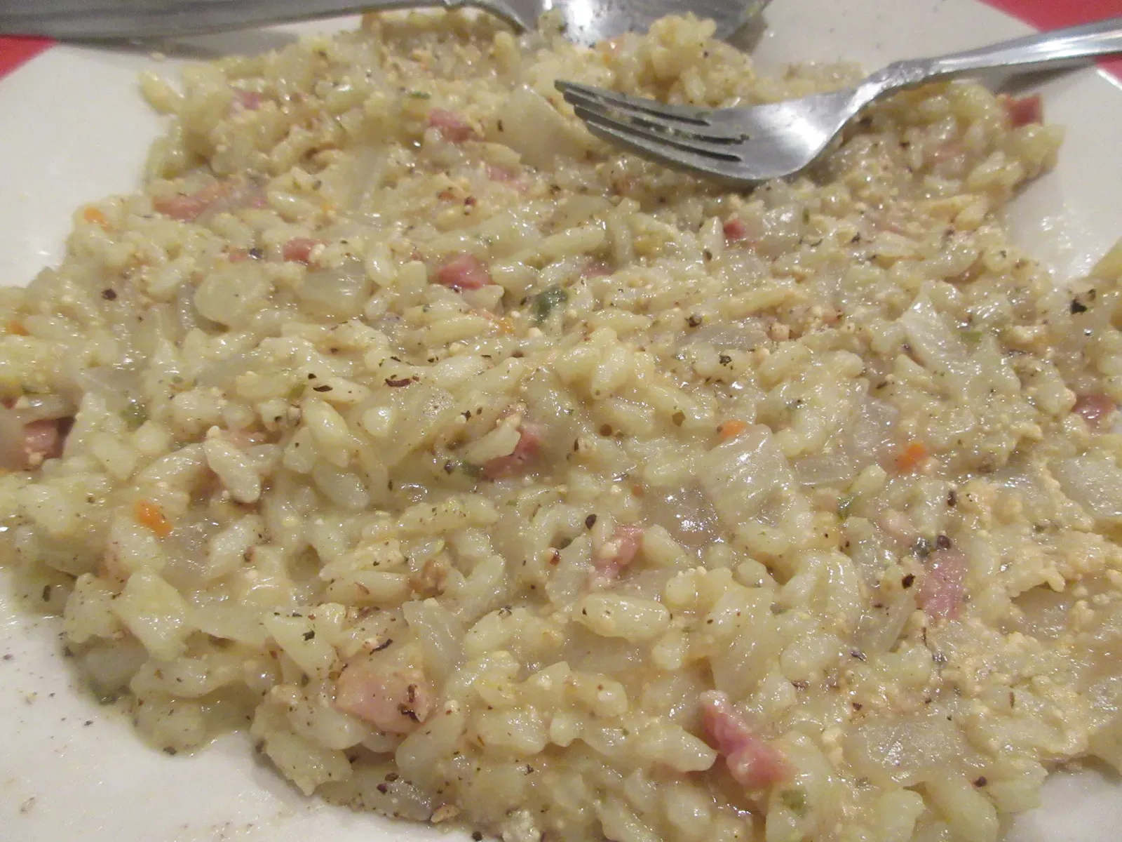 Risotto: The Corner-Cutting Classic (Image Credits: Wikimedia)