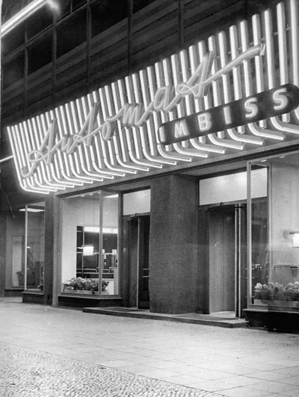 The German Blueprint: Where the Automat Was Actually Invented (This image was provided to Wikimedia Commons by the German Federal Archive (Deutsches Bundesarchiv) as part of a cooperation project. The German Federal Archive guarantees an authentic representation only using the originals (negative and/or positive), resp. the digitalization of the originals as provided by the Digital Image Archive., CC BY-SA 3.0 de)