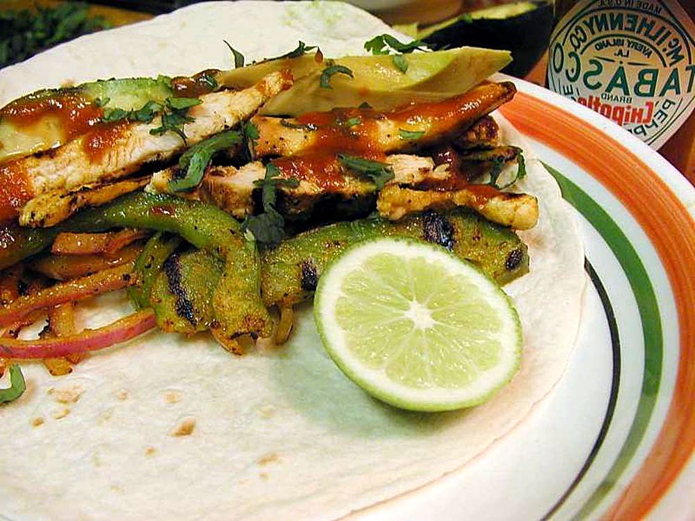 Chicken Fajitas (image credits: wikimedia)