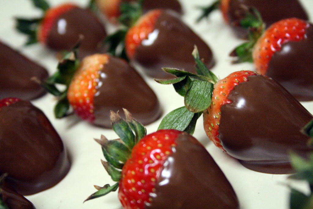 Chocolate-Covered Fruits (image credits: flickr)