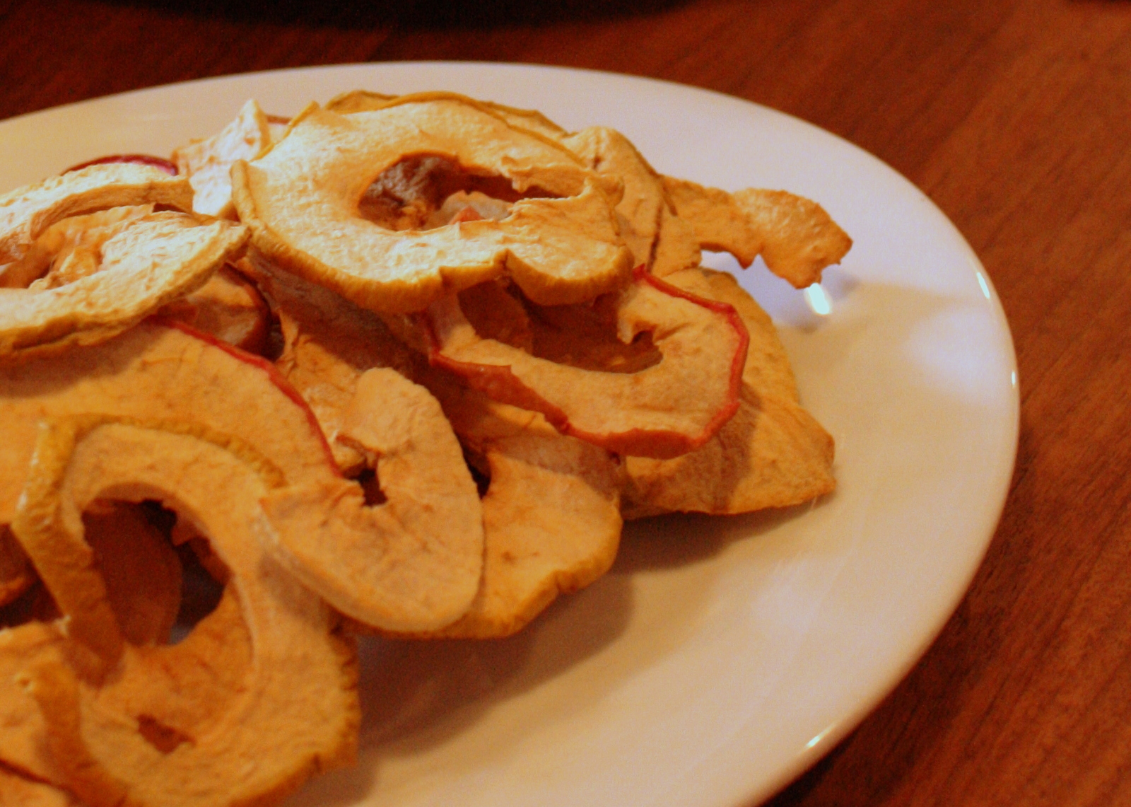 Air Fryer Apple Chips (image credits: wikimedia)