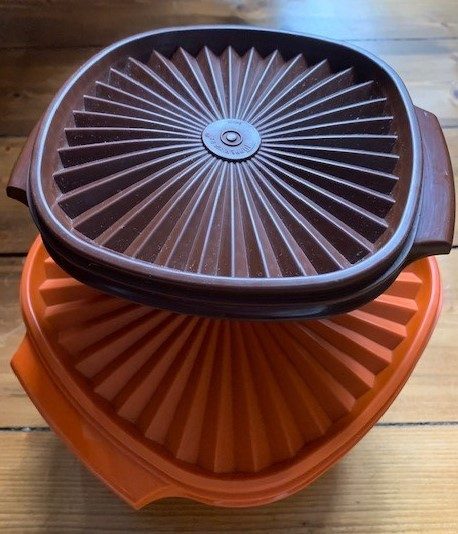 Vintage Tupperware Collections (Image Credits: Wikimedia)