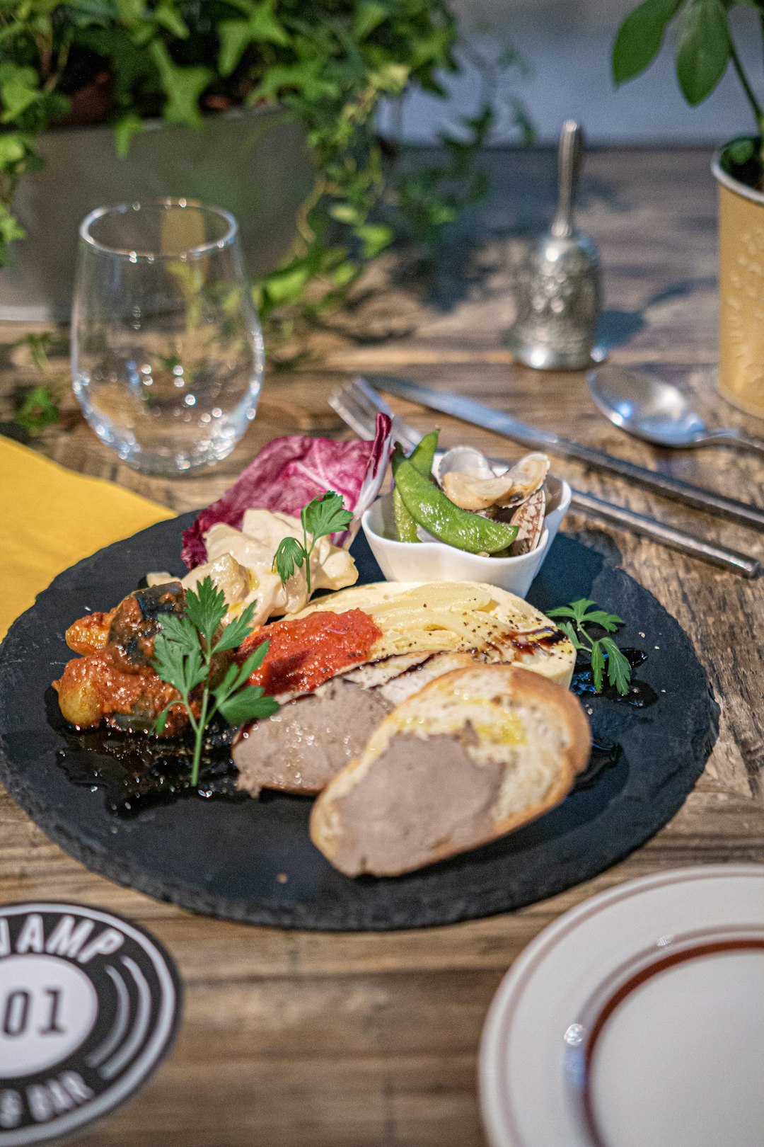 Share Plates and Small Plates Confusion (Image Credits: Unsplash)