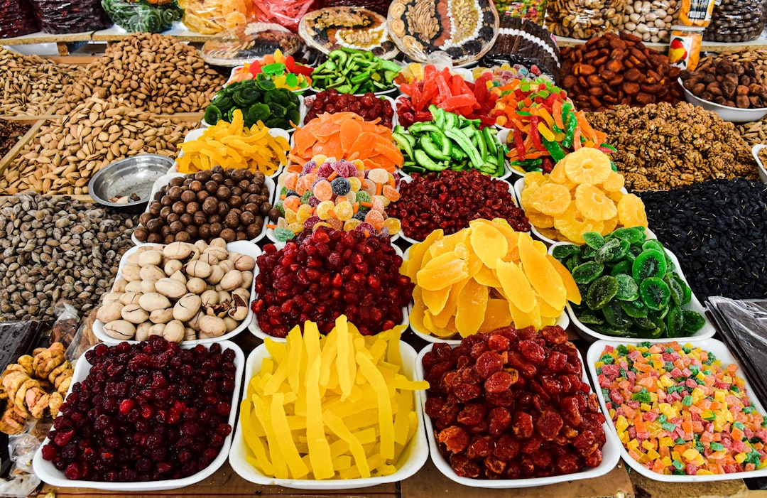 Choose Fiber-Rich Foods for Lasting Fullness (image credits: unsplash)