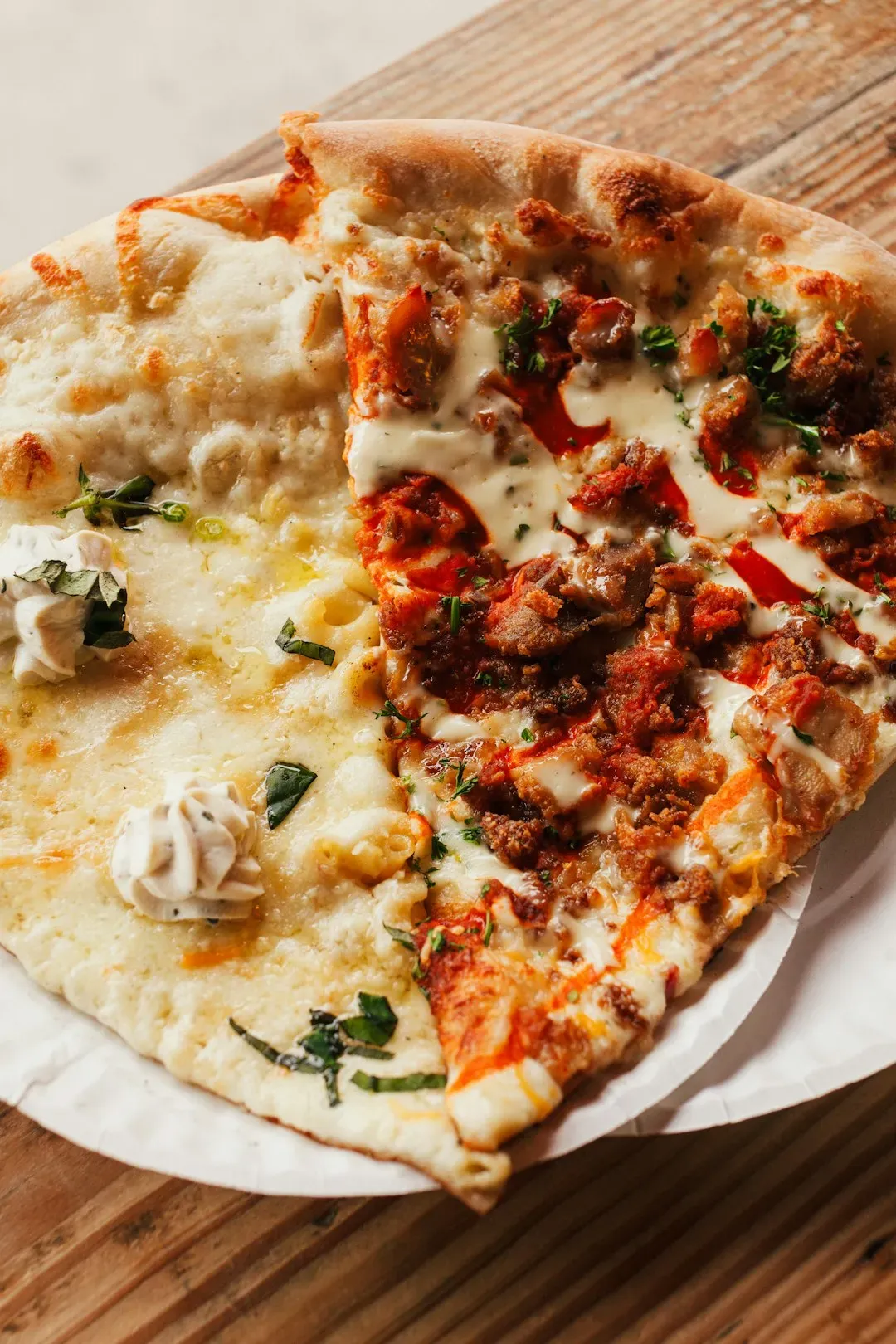 4. Chicago, Illinois - A Neighborhood-by-Neighborhood Feast (Image Credits: Unsplash)