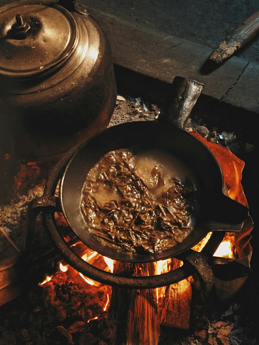 Open Hearth Cooking: Bringing the Hearth Back Home (image credits: unsplash)