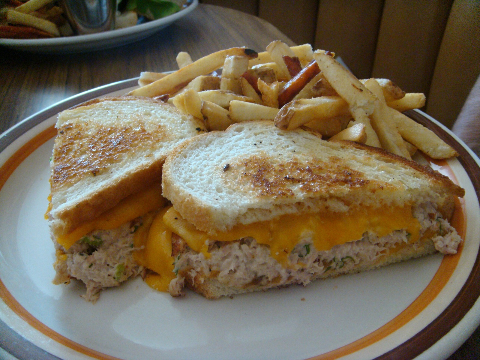 Fish + Dairy (Tuna Melt, Creamy Salmon) (image credits: wikimedia)