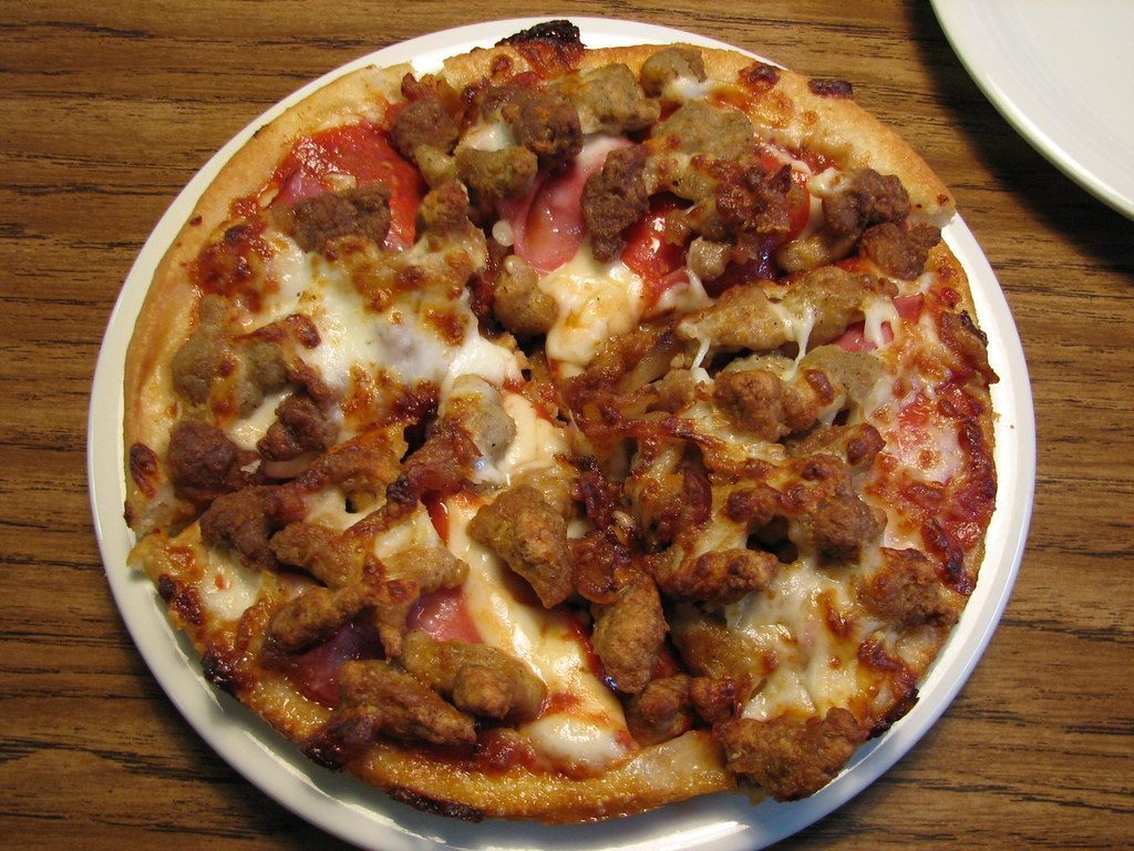 Pizza Hut Personal Pan Deals - Single Serving Success (Image Credits: Flickr)