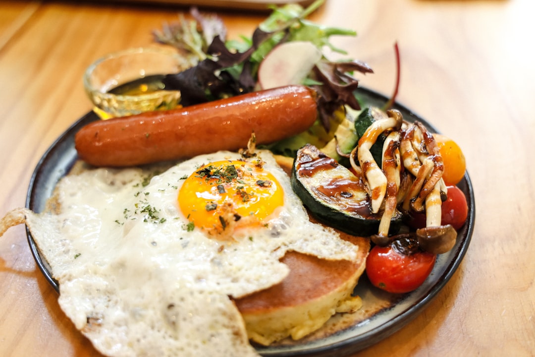 The All-Day Breakfast That Never Went Out of Style (Image Credits: Unsplash)