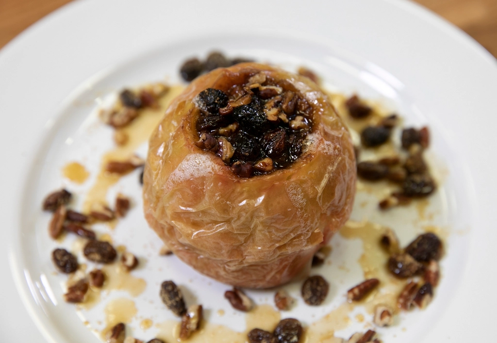 Hot Honey Brands to Try (image credits: rawpixel)