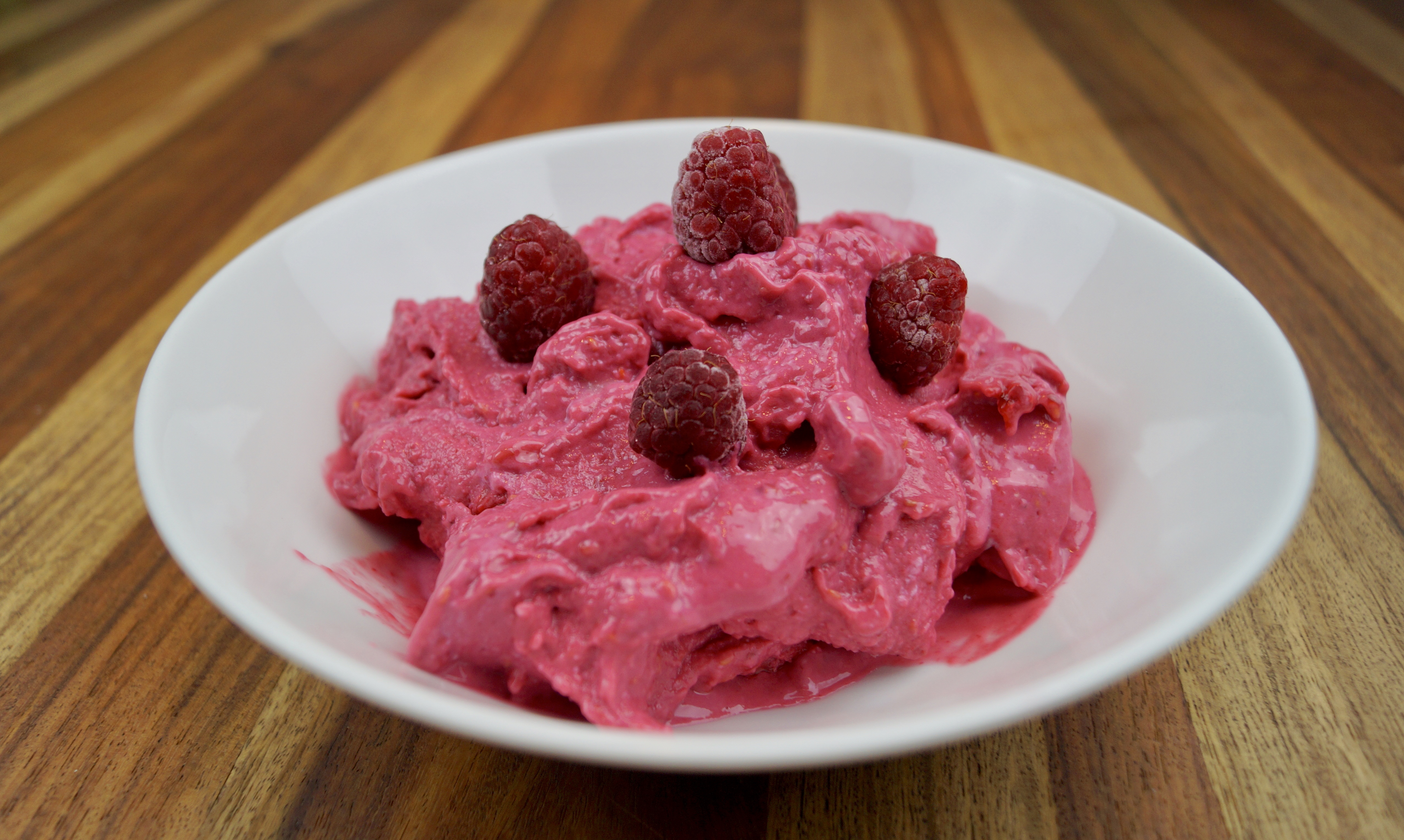 Oat Milk Ice Cream (image credits: wikimedia)