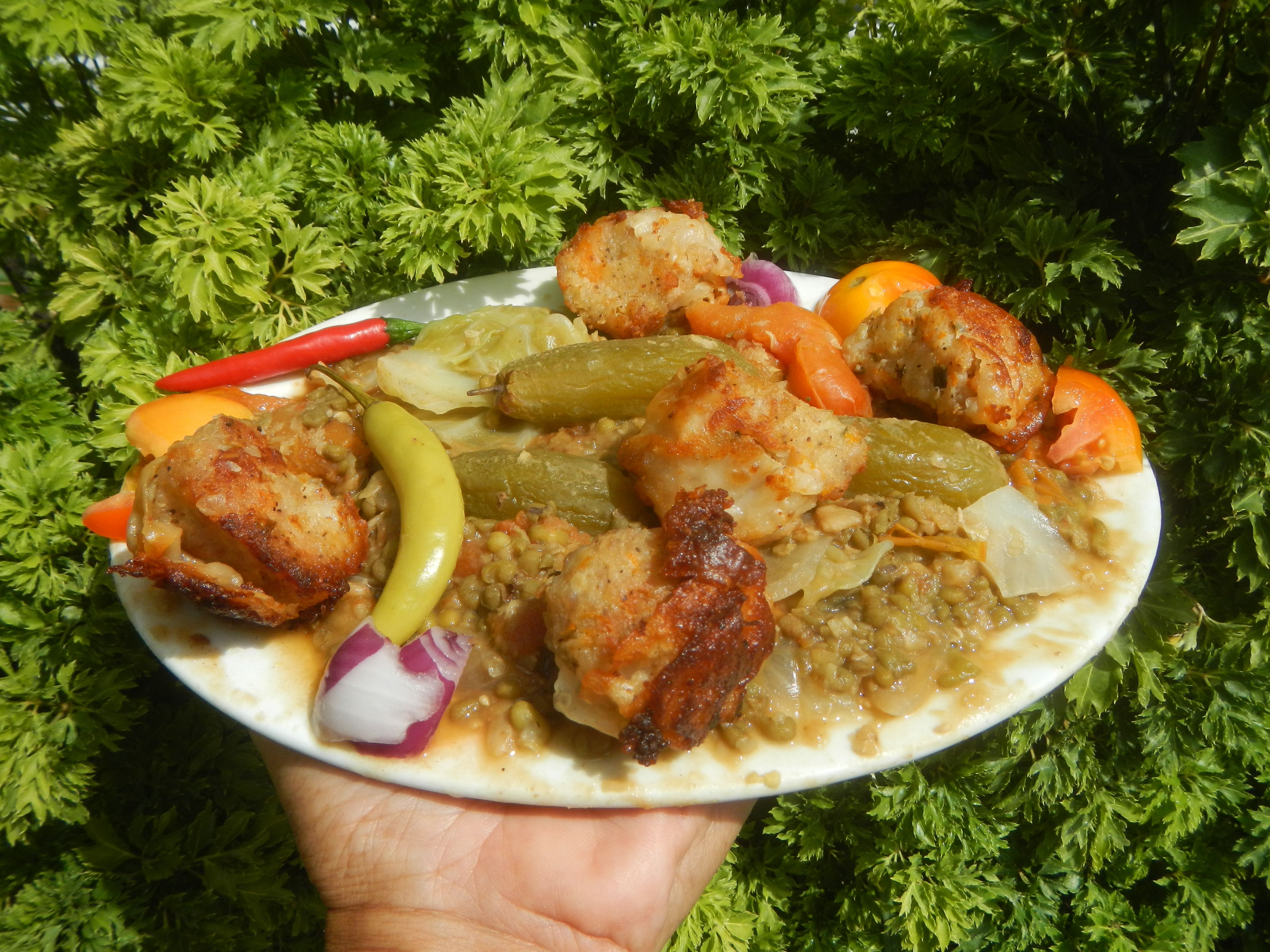 Onions: The Flavor Enhancer (image credits: wikimedia)