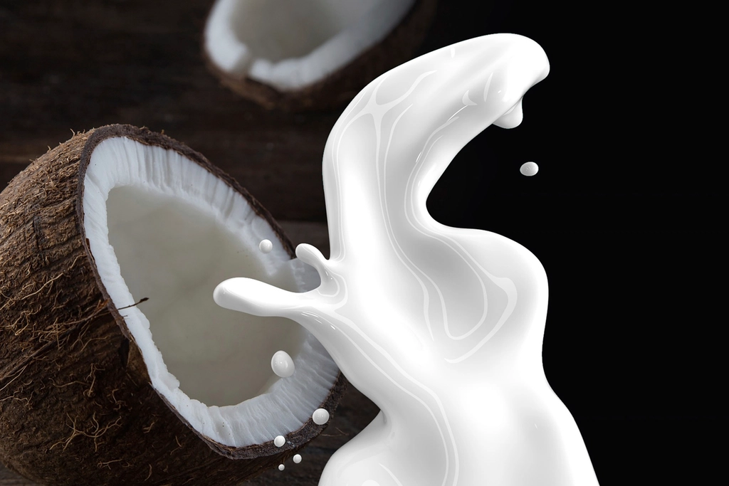 Coconut Milk (image credits: rawpixel)