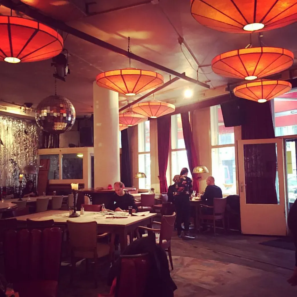 Loyalty Programs and Value-Driven Ordering (Image Credits: Flickr)